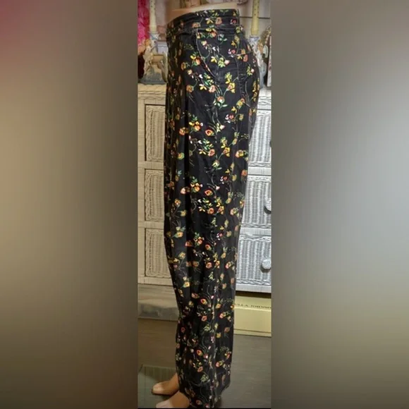 Anthropologie Pilcro Pants Cotton corduroy flare leg floral print Black size 26 - Picture 3 of 9